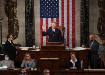 Impasse no Congresso expõe racha no Partido Republicano e fragilidade de Trump