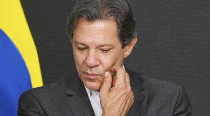 Para diminuir déficit, governo encara expectativa para aumentar impostos