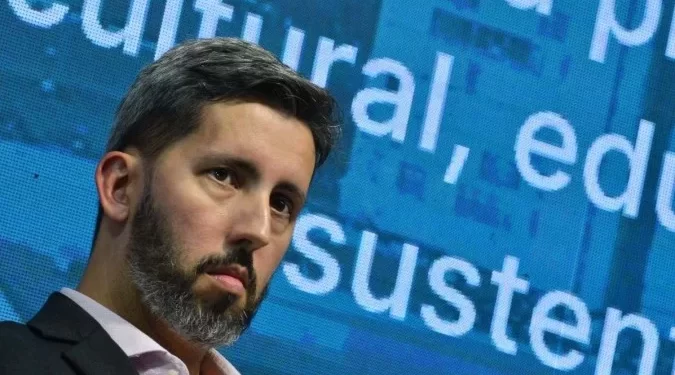 Novo presidente do Iphan, Grass acaba com grupo de preservação de armas de fogo