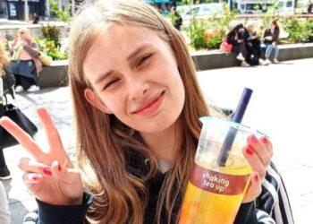 O polêmico caso da adolescente britânica vítima de abuso acusada de terrorismo