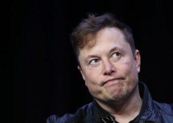 Elon Musk bate recorde mundial de perda de fortuna