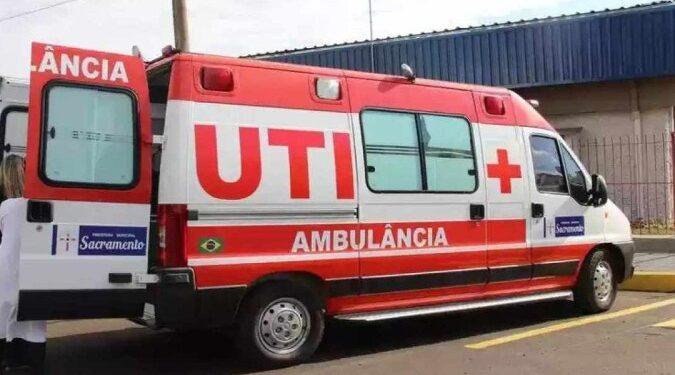 Jovem grávida morre após monitor cardíaco cair em sua cabeça em ambulância em MG