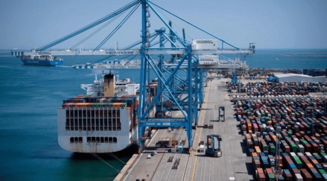 Balança comercial tem superavit de US$ 1,69 bi na primeira semana de 2023