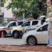 PM tenta tirar poucos manifestantes que ainda se mantêm em avenida de BH