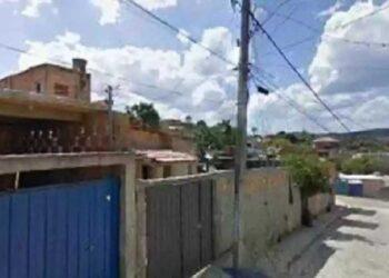 Homem mata companheira ao vê-la dançando com outro em MG