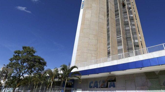 Caixa suspende crédito consignado para beneficiários do Bolsa Família