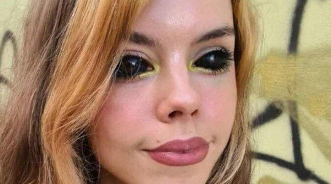 Tatuador terá que indenizar modelo que ficou cega após tatuar os olhos