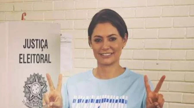 Michelle Bolsonaro nega “interesse” em concorrer a eleição de 2026