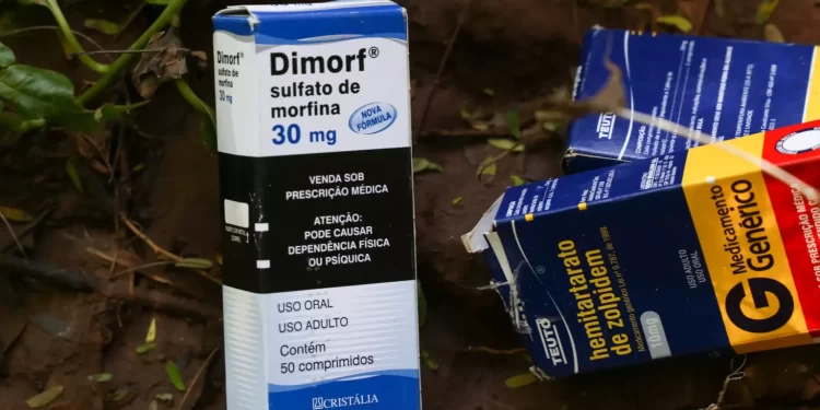Falta de morfina e ansiolítico para vítimas das chuvas mobiliza farmacêuticas