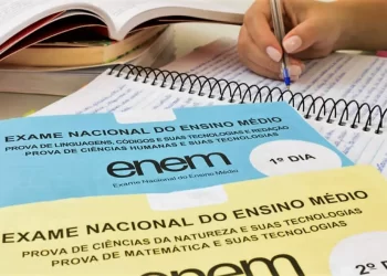 Estudantes contam como tiraram mil na redação do Enem