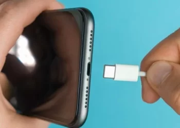 A pedido da AGU, Justiça mantém suspensa venda de iPhones no Brasil