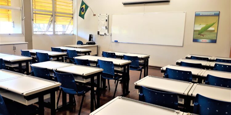 Hábito de leitura resulta em melhores avaliações em várias disciplinas