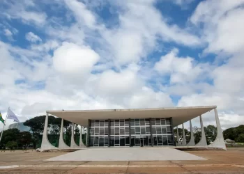 Supremo retoma nesta quarta julgamento sobre licença-paternidade
