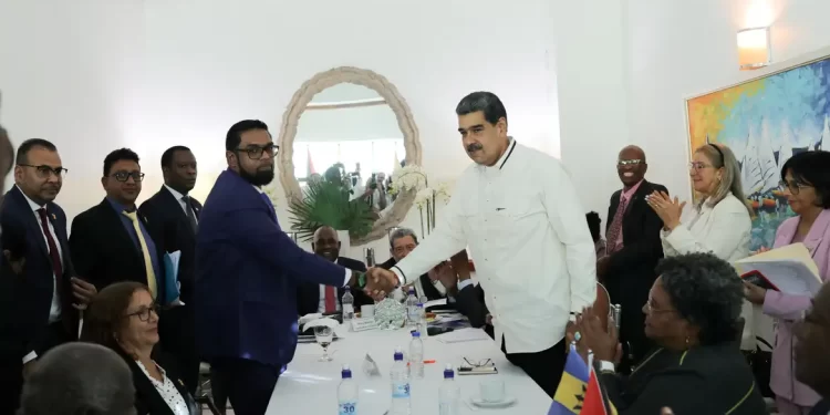 Venezuela e Guiana se comprometem a não usar força