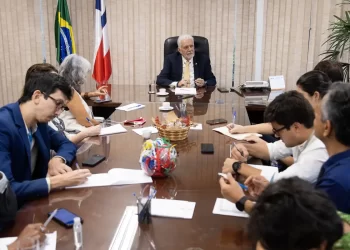 Lula não dividirá Ministério da Justiça, diz líder do governo