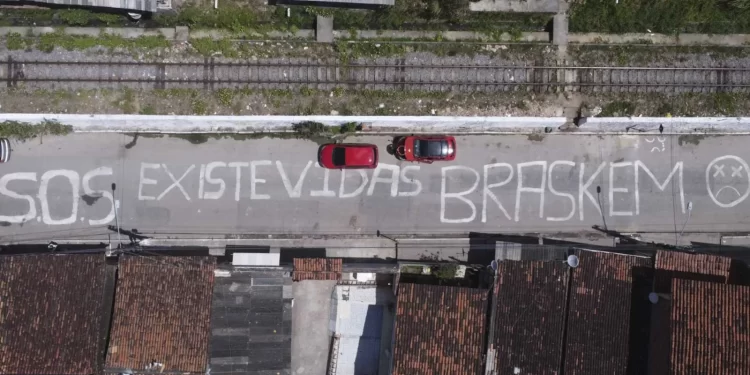 Agência Fitch rebaixa nota da Braskem para BB+