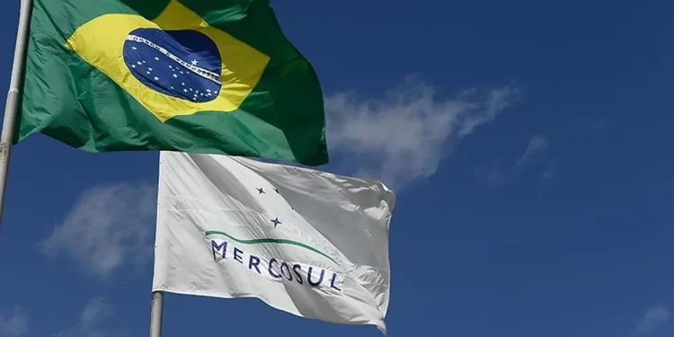 Depois de 7 anos, Mercosul volta a ter cúpula social presencial