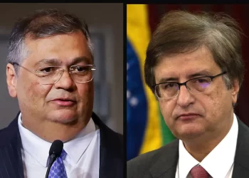 Sabatinas de Dino e Gonet começam com críticas ao formato da sessão