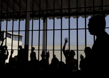 Aumento de prisões fortaleceu o crime organizado, avalia pesquisador