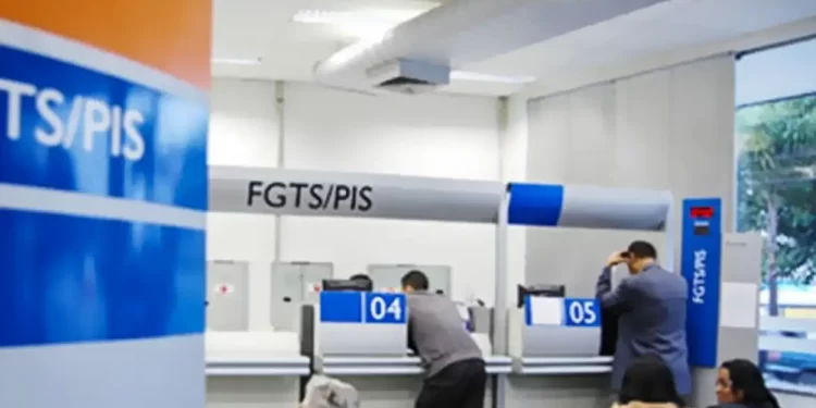 Trabalhadores podem sacar abono salarial do PIS/Pasep até quinta-feira