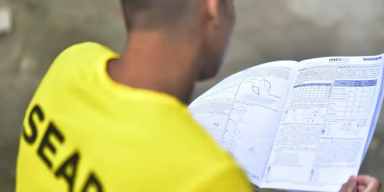 Inep realiza provas de Enem PPL e reaplica as do exame regular