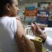 País ainda enfrenta desconfiança em relação à vacinação