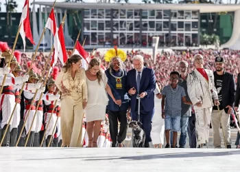 Relembre 2023 em 60 imagens de fatos marcantes