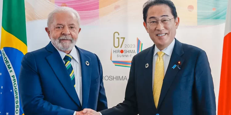 Lula e premiê japonês conversam sobre acordo com Mercosul