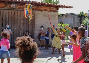 Projeto ensina cultura africana e afro-brasileira com brincadeiras