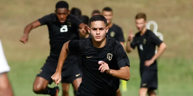 Copinha: 4 partidas abrem esta noite oitavas de final em jogo único