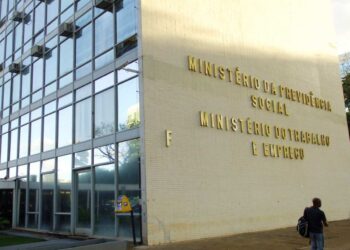 Ministério do Trabalho atualiza valores do seguro-desemprego para 2024