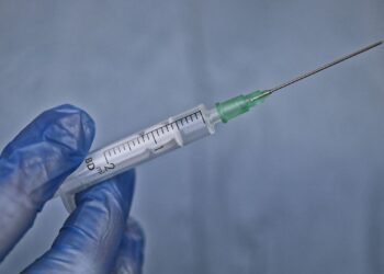 Tire as principais dúvidas sobre a vacinação contra dengue