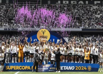 Corinthians derrota Cruzeiro e conquista tri da Supercopa feminina
