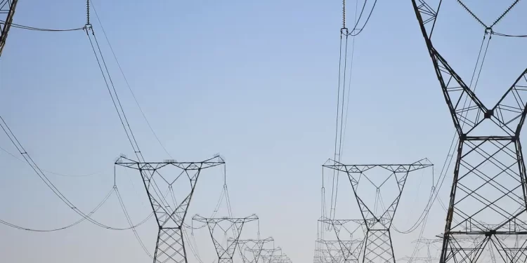 Exportação de energia a países vizinhos produz ganho de R$ 888 milhões