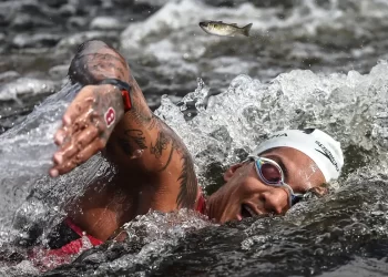 Natação: Ana Marcela é bronze nos 5km, o 1ª pódio do Brasil no Mundial