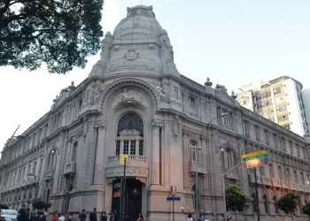 Antiga sede do Dops pode ser transformada em centro de memória no Rio