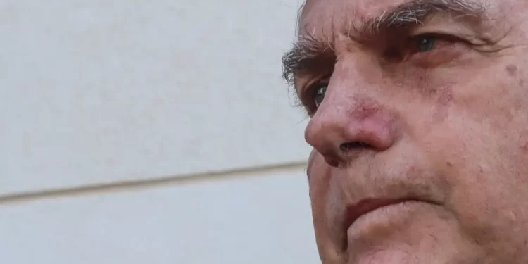 Bolsonaro se hospedou na Embaixada da Hungria após perder passaporte