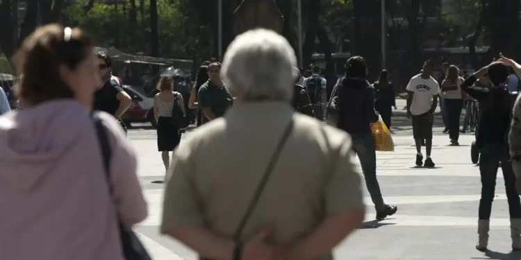 SP: população da capital envelhece; já são mais de 2 milhões de idosos