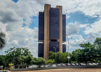 PEC promove “privatização” do BC e pode ter custo fiscal ao país