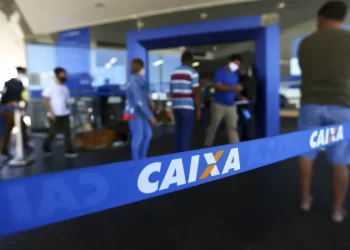Caixa paga Bolsa Família a beneficiários com NIS de final 8