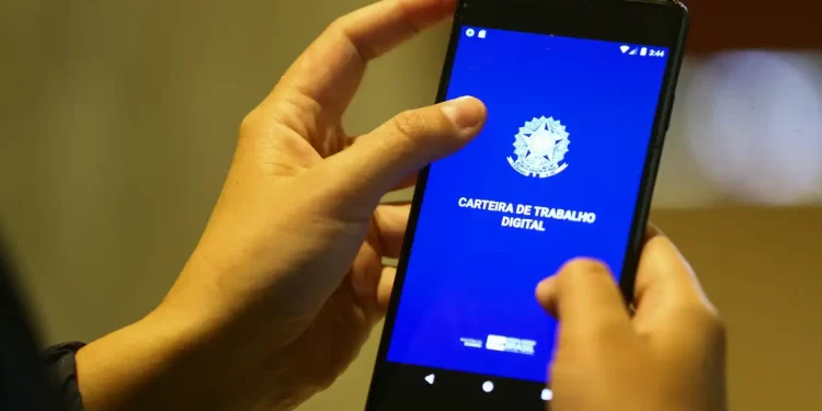 Transparência salarial: empresas têm até hoje para preencher relatório