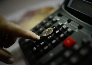 Indicador de Incerteza da Economia recua 2,5 pontos e vai para 107,8
