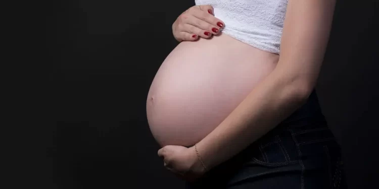 Saúde Cresce número de gestantes que fumam no Brasil