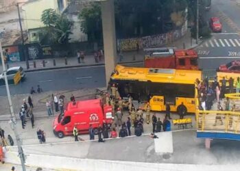 Acidente com BRT deixa ao menos 64 feridos no Rio de Janeiro