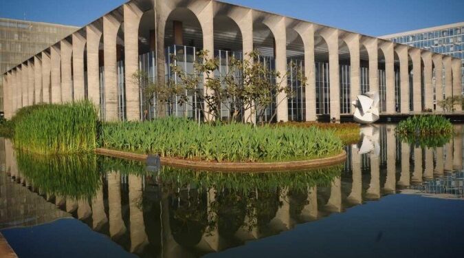 Itamaraty condena bombardeio israelense em Beirute