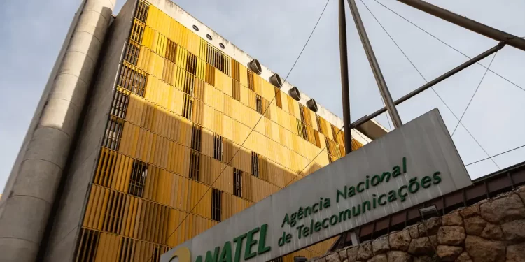 Anatel: X demonstra intenção deliberada de descumprir ordem do STF