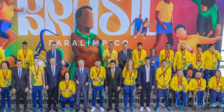 Lula diz que governo não faltará ao esporte paralímpico do país