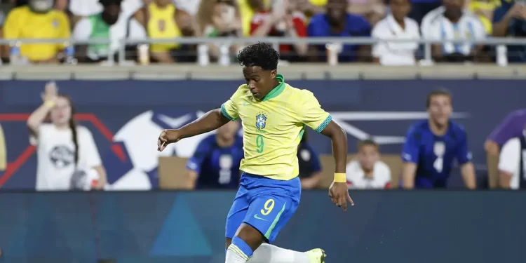 Com Endrick titular, Brasil enfrenta o Paraguai pelas Eliminatórias