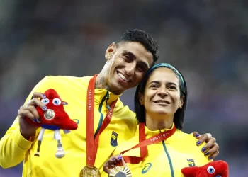Jerusa Geber vence os 100m e conquista primeiro ouro