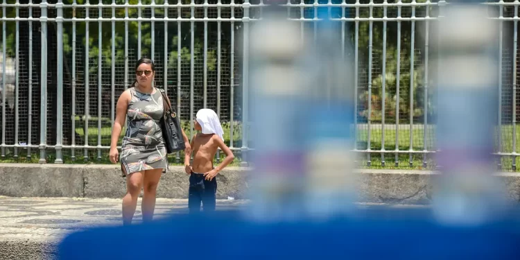 Crianças e adolescentes sofrem com mudanças climáticas, alerta Unicef